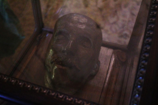 Máscara mortuária de Rui Barbosa, em bronze