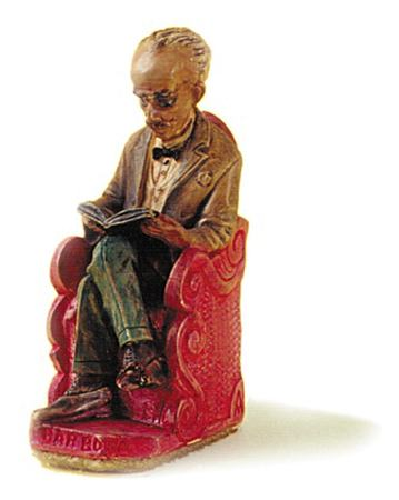 Moldagens em gesso da figura de Rui Barbosa. Oferecidas ao Museu pelo Colégio da Academia de Comércio da Bahia, em 1974.